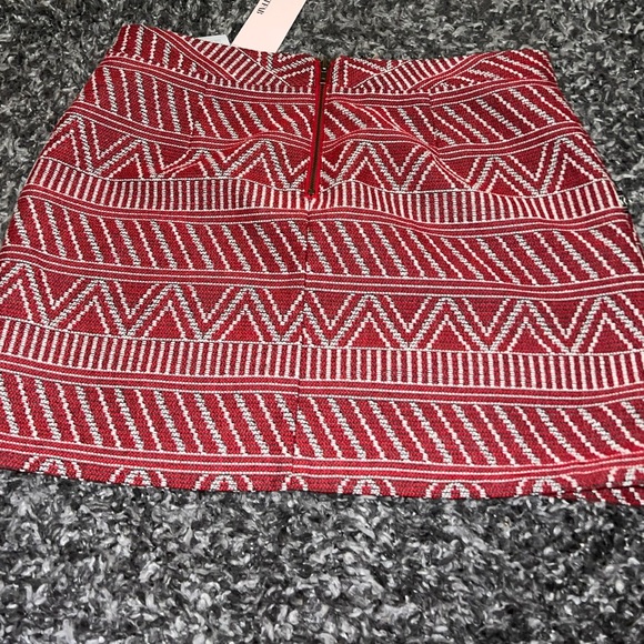 BNWT JUST FAB FULLY LINED JAQUARD A LINE - MINI SKIRT WITH POCKETS - size Large - Picture 2 of 9